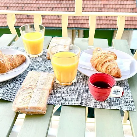 Luxury Vicino - Centro - Metropolitana Apartamento *