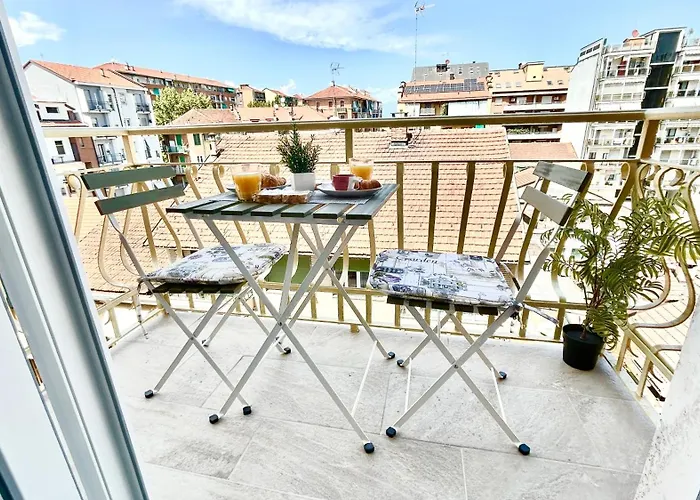 Luxury Vicino - Centro - Metropolitana 아파트 *